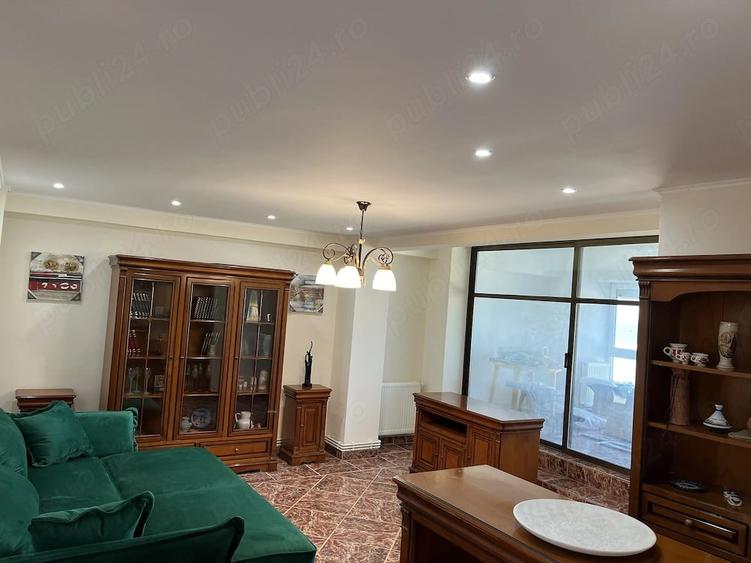Apartament cu 2 camere decomandat în Faleza Nord