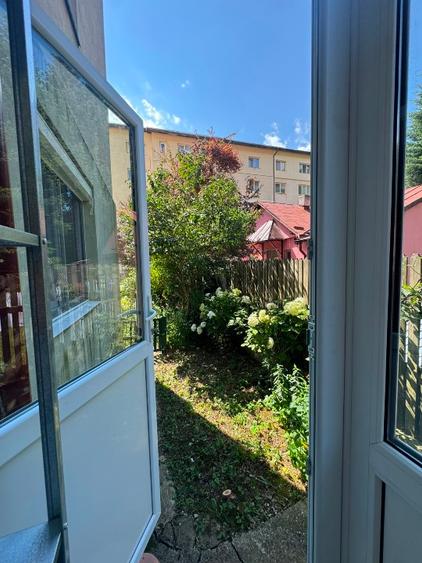 Apartament cu 2 camere circular în Calea Moroieni