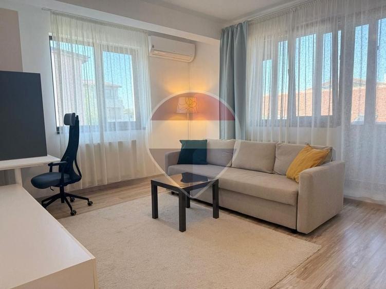 Apartament 2 Camere Metrou Bazilescu 6 Min / Bucurestii Noi / - 1
