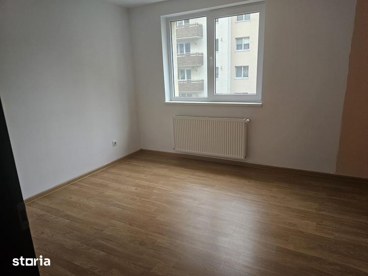 Apartament 3 Camere 2 bai Urban- 100m de Mall Coresi - 1