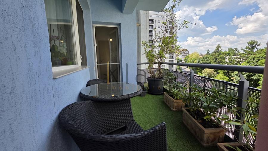 Apartament cu 5 camere semidecomandat, mobilat în Gheorgheni