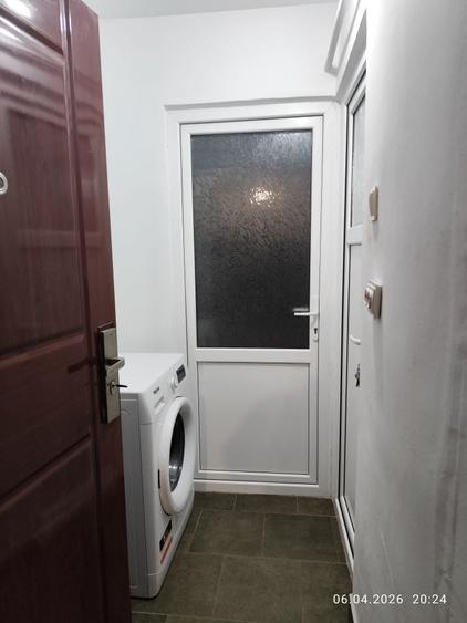 Garsonieră semidecomandată în Central