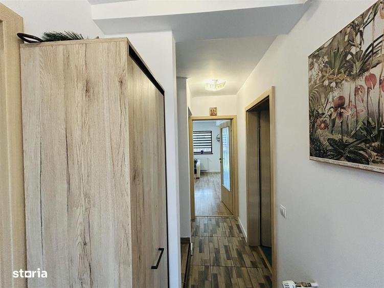 Casă cu 4 camere cu Teren 30 Mp în Central