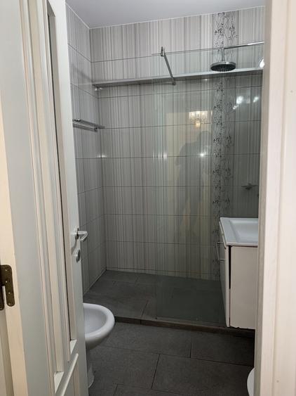 Apartament cu 2 camere decomandat, mobilat în Universitate