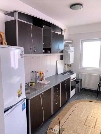 Apartament cu 2 camere decomandat în Dobroești