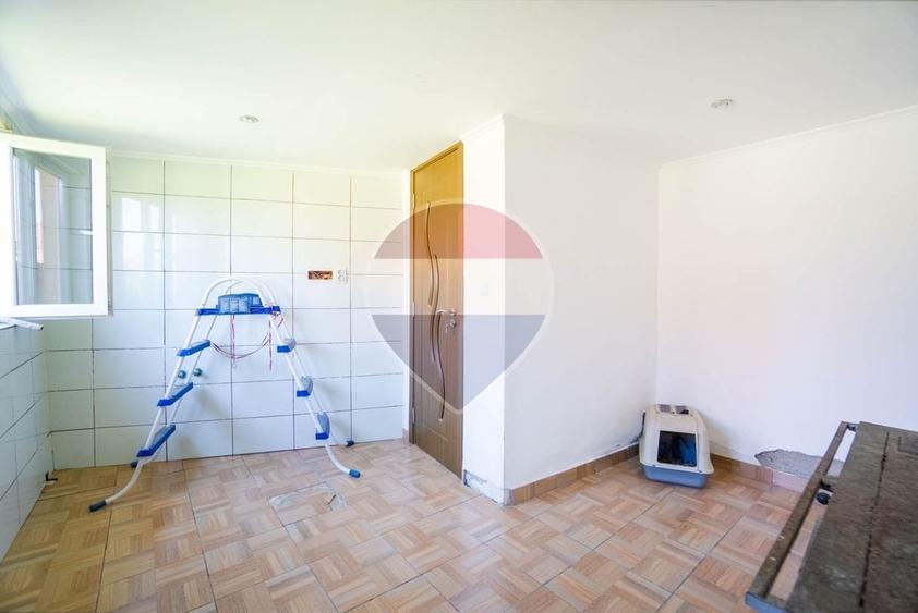 Casă individuală cu 3 camere cu Teren 565 Mp în Zizin