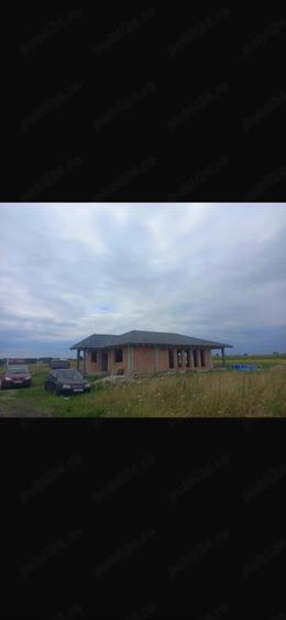 Casă cu 3 camere cu Teren 620 Mp în Cionchești