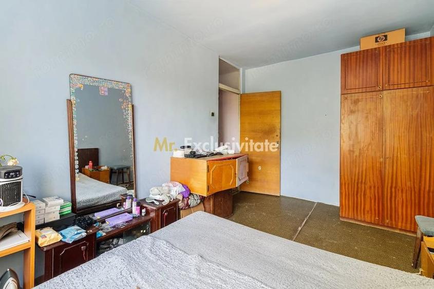 Apartament cu 3 camere decomandat în Sebastian