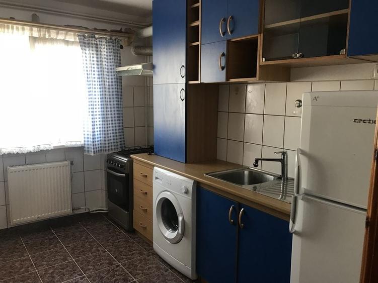 Inchiriez Apartament Zamca - Str. Visinilor - 5