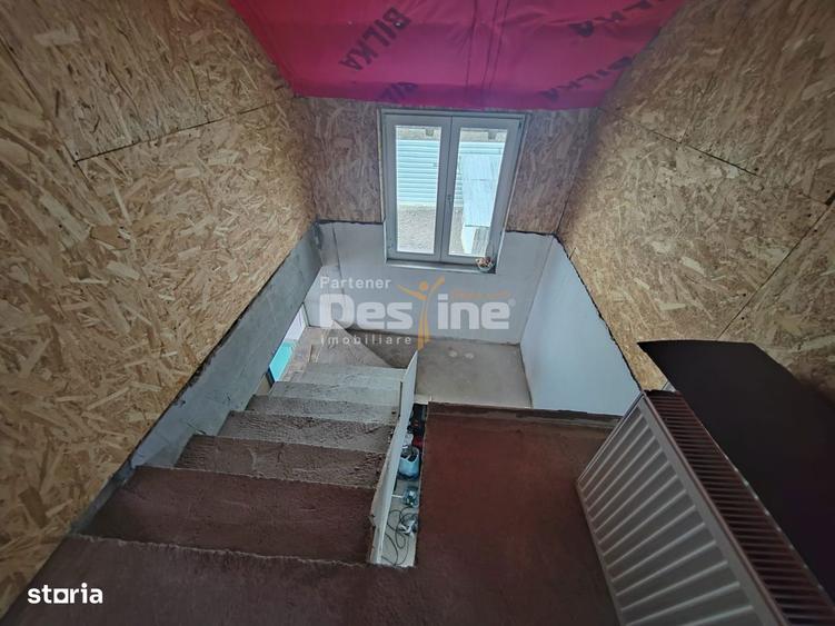 Casă cu 7 camere cu Teren 744 Mp în Filipeștii de Târg