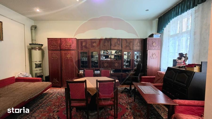 Casă cu 4 camere cu Teren 150 Mp în Ultracentral