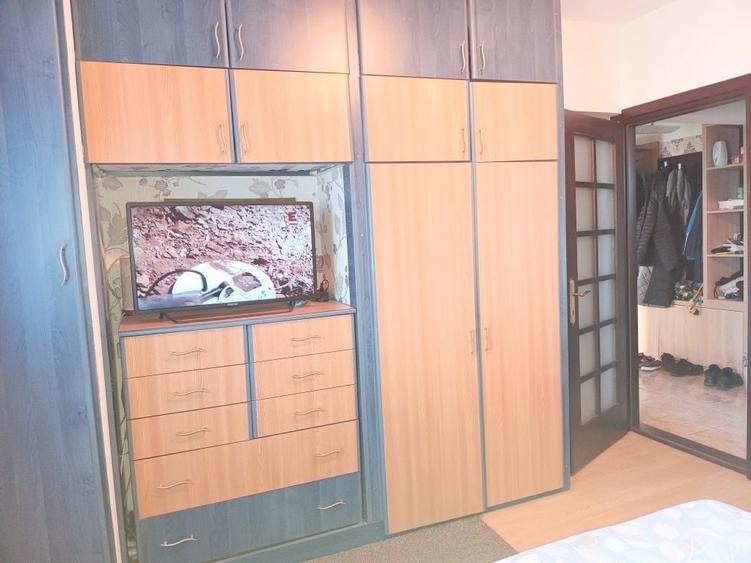 Apartament cu 2 camere decomandat în Est