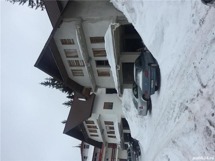 Casă în Novaci