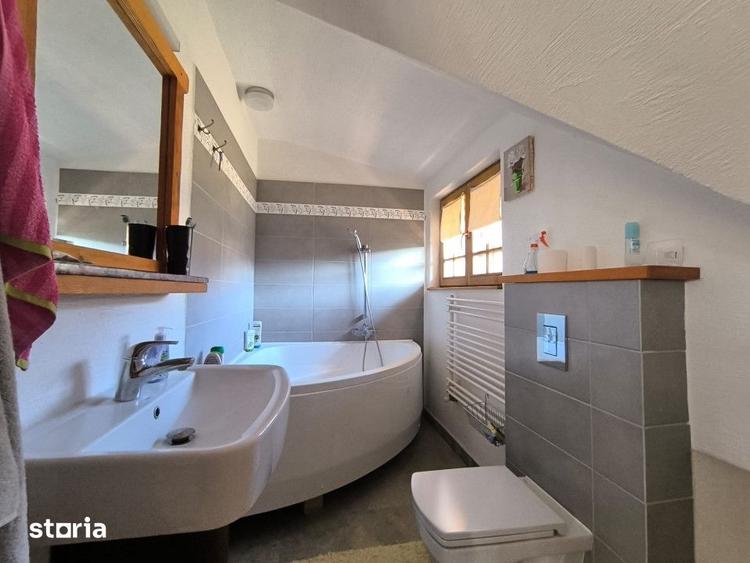 Casă cu 5 camere cu Teren 550 Mp în Ciurila