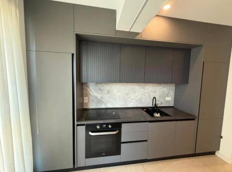 Apartament cu 3 camere decomandat, mobilat în Pipera