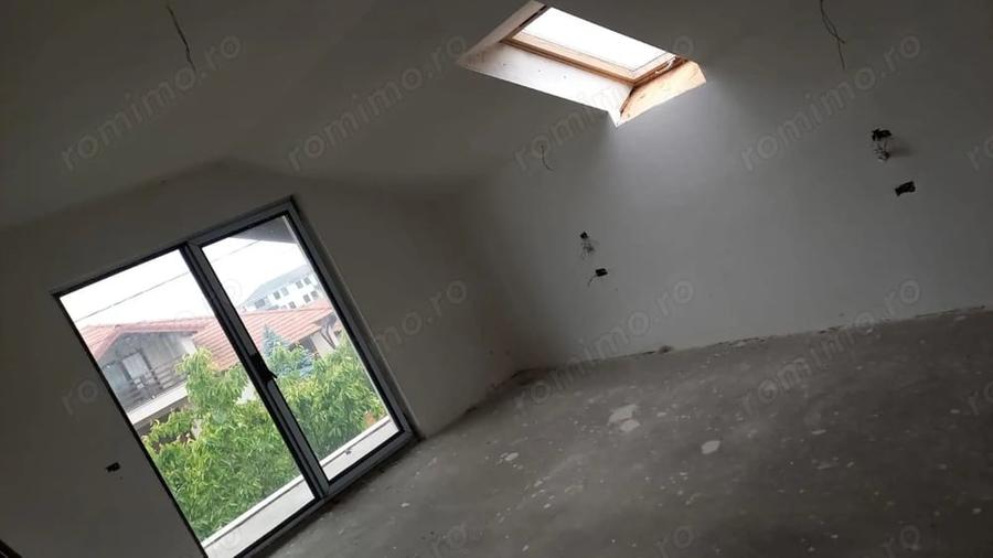 Casă cu Teren 1100 Mp în Mărtinești