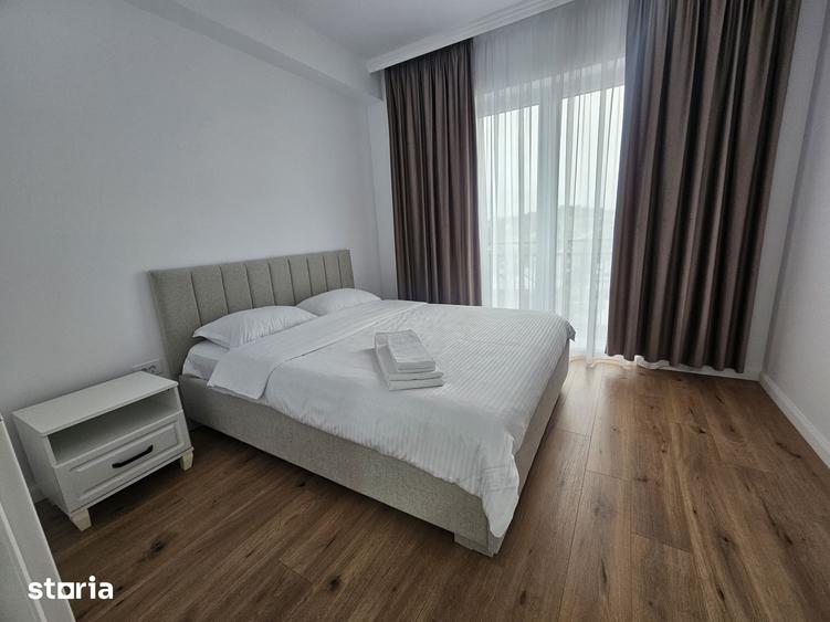 Apartament cu 3 camere decomandat în Ipotești