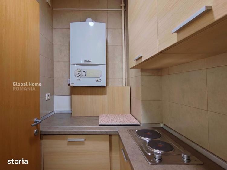 Spațiu comercial, de 32 mp, în Polonă