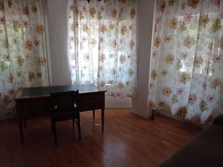 Garsonieră decomandată în Exterior Vest