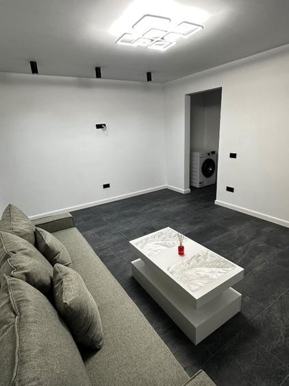 Apartament cu 2 camere semidecomandat, mobilat în Brâncoveanu