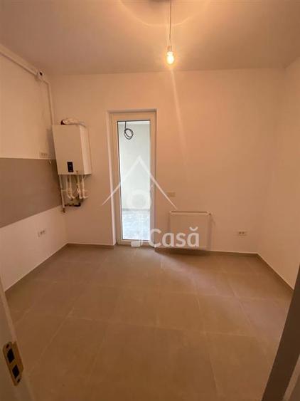 Apartament cu 3 camere decomandat în Berceni