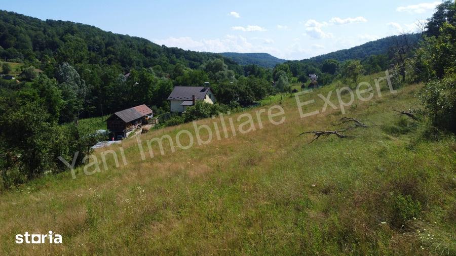 Teren de vanzare in comuna Valea Ia?ului, jude? Arge?. - 2
