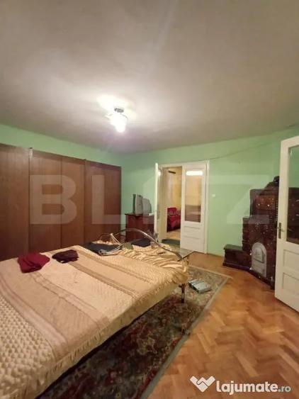 Casă cu 5 camere cu Teren 1085 Mp în Călărași