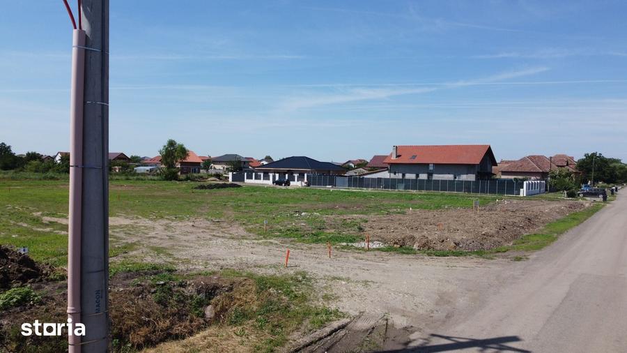Teren de 541.82 mp, în Săcălaz