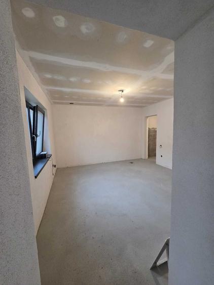 Casa de vanzare in Avrig(la doar 20 min de Sibiu)cu teren de 907 mp - 8