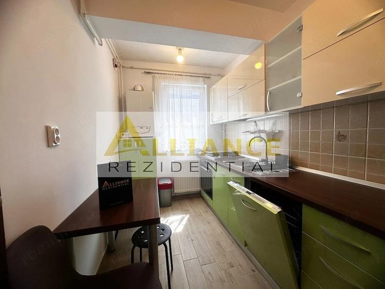 Apartament cu 2 camere decomandat în Central