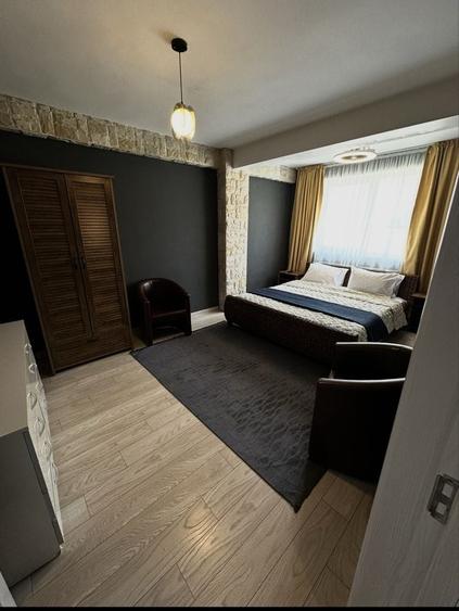 Apartament cu 4 camere decomandat în Exterior Vest