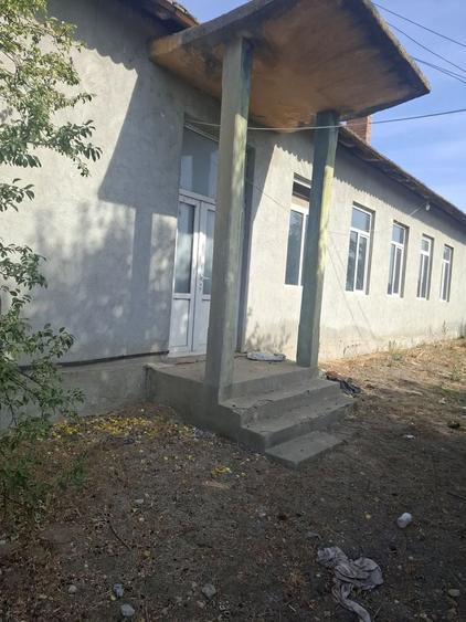 Spațiu comercial, în Basarabi