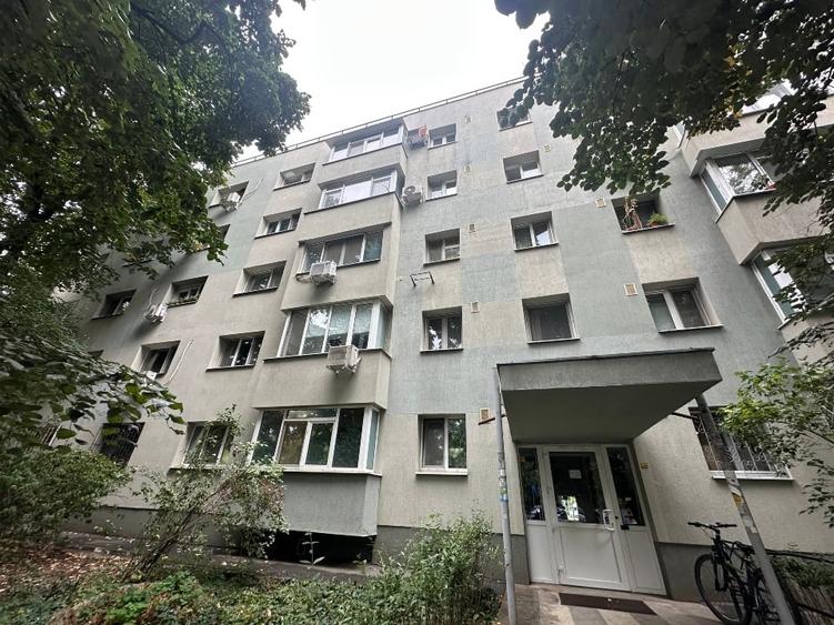 Apartament cu 2 camere semidecomandat, mobilat în Drumul Taberei