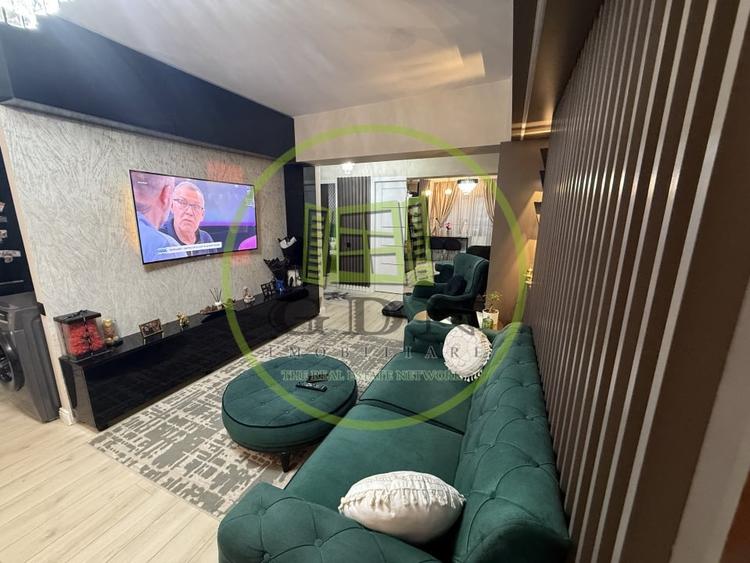 Apartament cu 3 camere, mobilat în Central