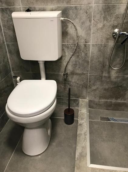 Spațiu comercial, în Central