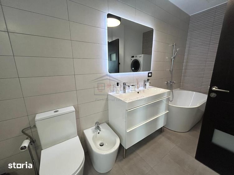 Apartament cu 3 camere decomandat în George Enescu