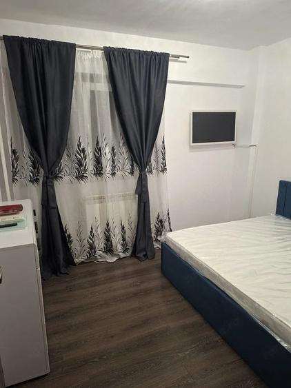 Garsonieră decomandată, mobilată în Gorjului