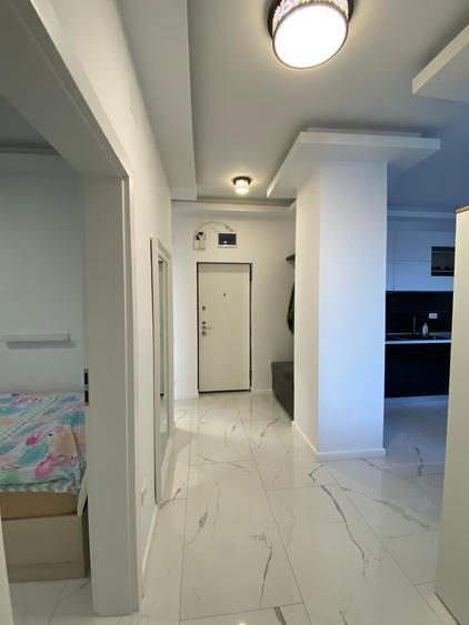 Apartament cu 3 camere decomandat, mobilat în Mamaia-Sat