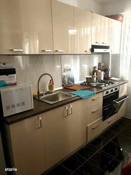 Apartament cu 2 camere în Baba Novac