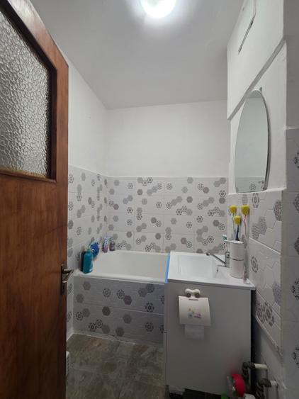 Apartament cu 2 camere decomandat în Chișinau