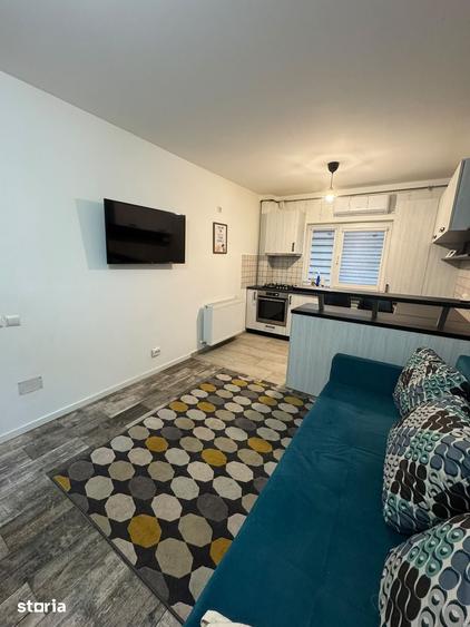 Apartament cu 2 camere în Apărătorii Patriei