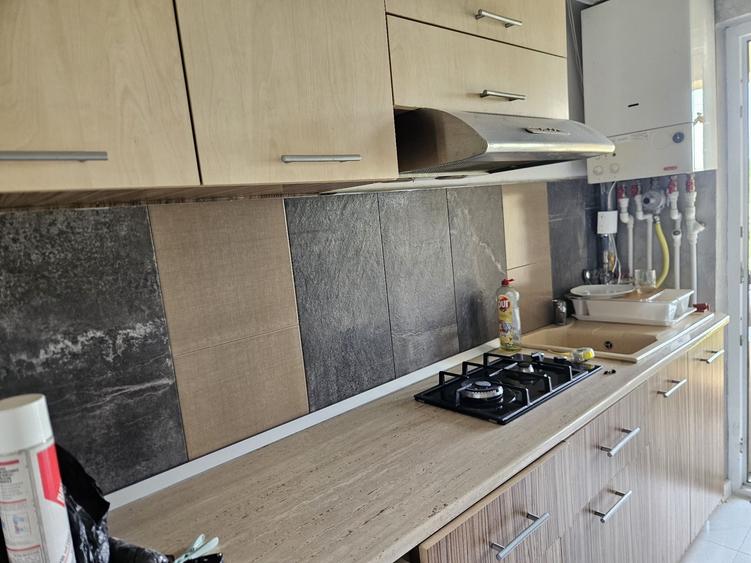 Vand garsoniera confort 1 Scornicesti judetul olt - 2