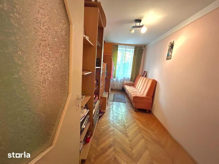 Apartament cu 3 camere decomandat în George Enescu
