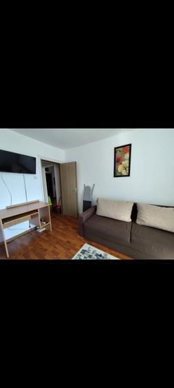 Apartament cu 2 camere decomandat în Palazu Mare