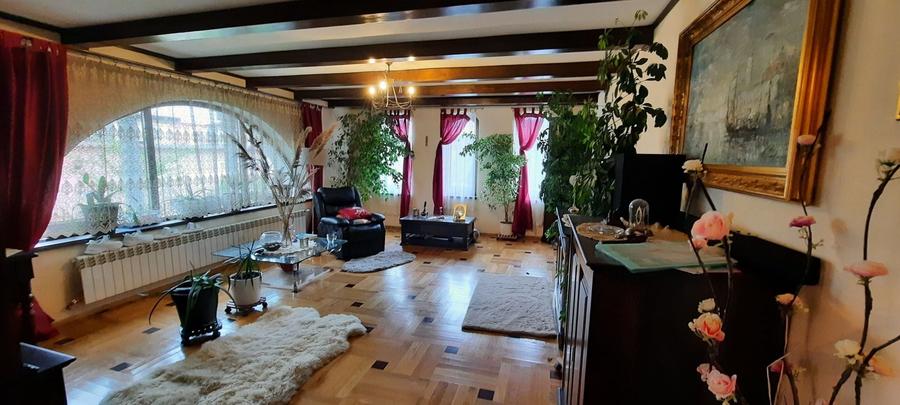 Casă individuală cu 4 camere cu Canalizare în Șelimbăr