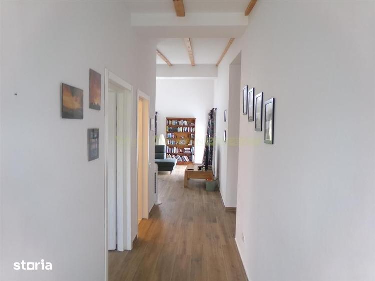 Casă cu 5 camere cu Teren 950 Mp în Ghermănești
