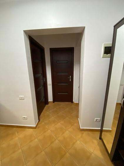 Apartament cu 2 camere decomandat în Ostroveni