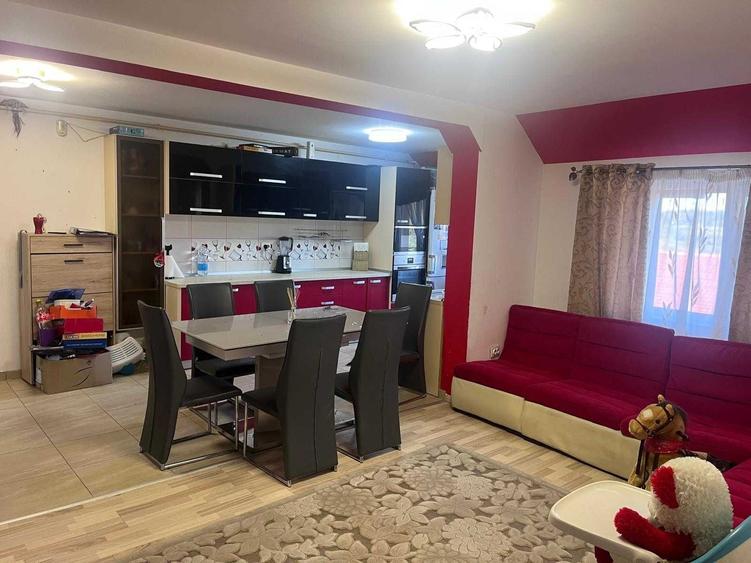 Apartament cu 3 camere decomandat în Nord