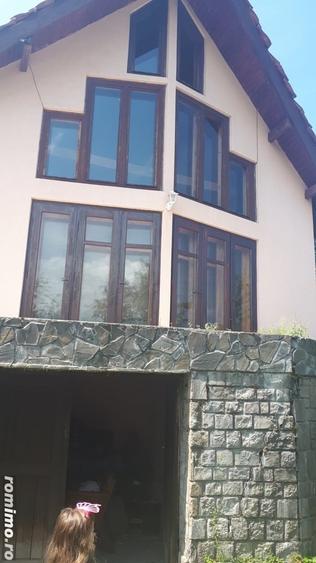 Casă cu 5 camere cu Teren 2345 Mp în Breaza