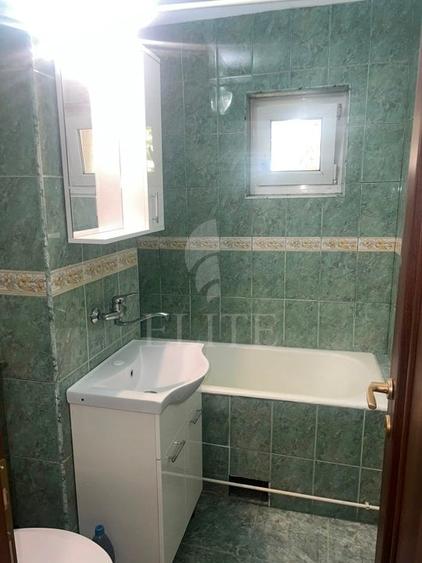 Apartament cu 3 camere semidecomandat în Grigorescu